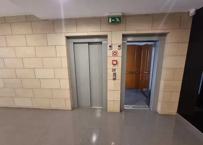 Na Com Estacionamento * Portimão