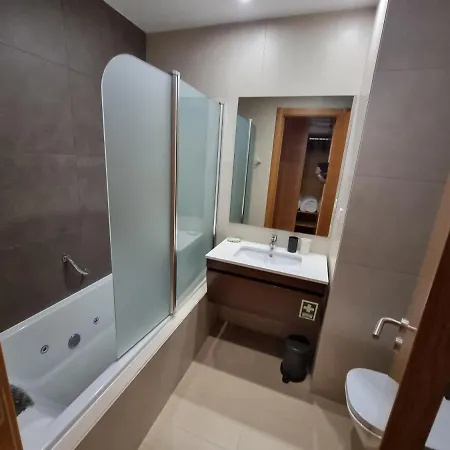 Na Com Estacionamento *